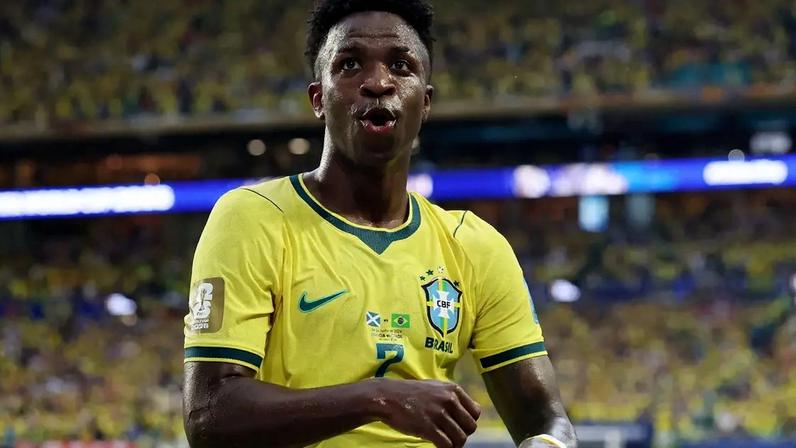 Artilheiro do Brasil na Copa é destaque na imprensa mundial