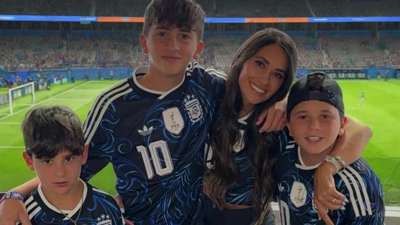 Filho mais velho de Messi rouba a cena na torcida da Argentina na Copa do Mundo 2026