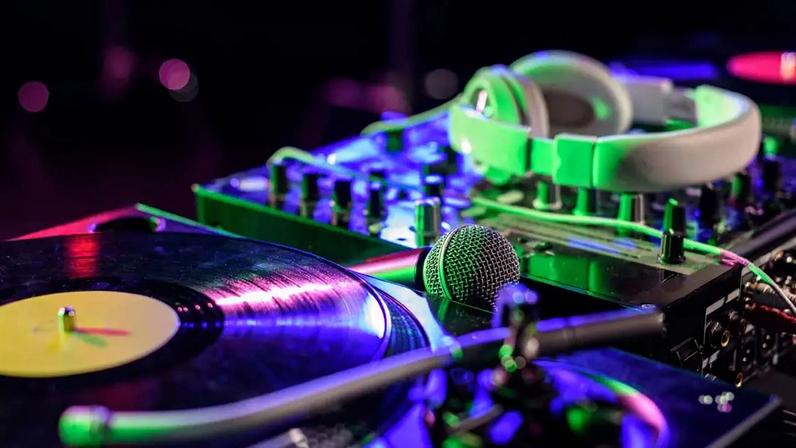 musica – depositphotos.com / AllaSerebrina
