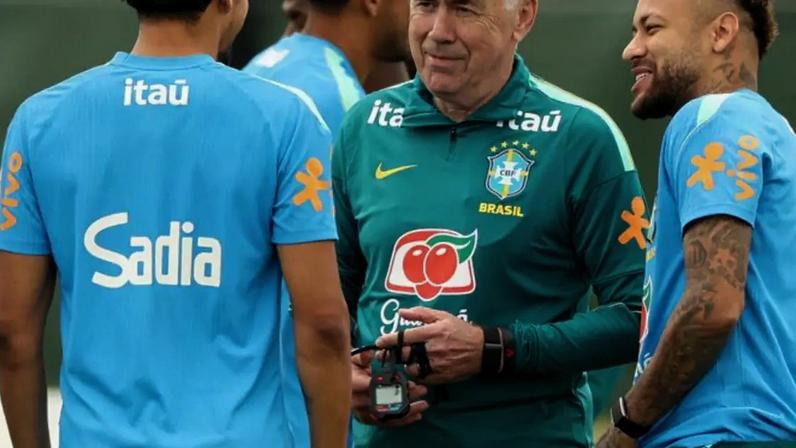 Ancelotti mantém 15ª escalação diferente contra a Escócia
