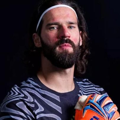 Alisson afirma ter buscado a fé após se sentir corrompido pelo esporte