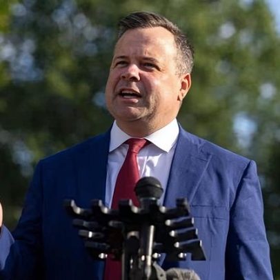 Trump designa aliado Bill Pulte para chefiar a inteligência