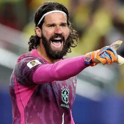 Alisson, goleiro da seleção, opta por frango simples, não saudável