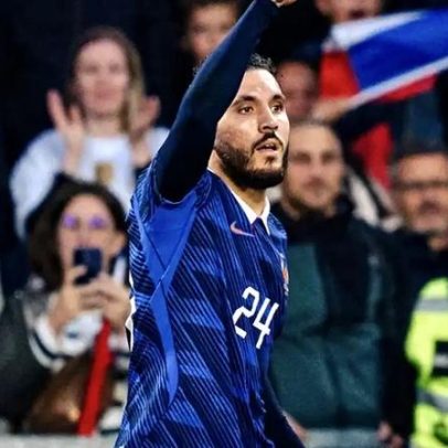 França leva virada antes da Copa e técnico faz alerta