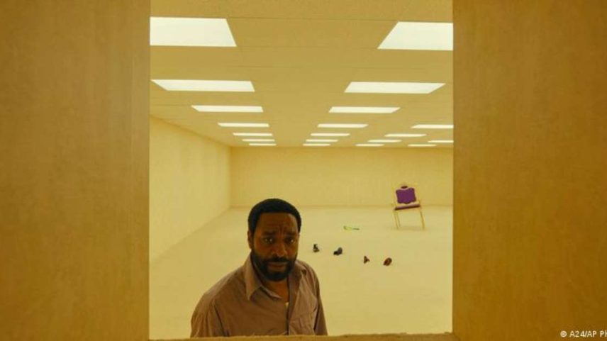 Chiwetel Ejiofor ("12 Anos de Escravidão") estrela "Backrooms"