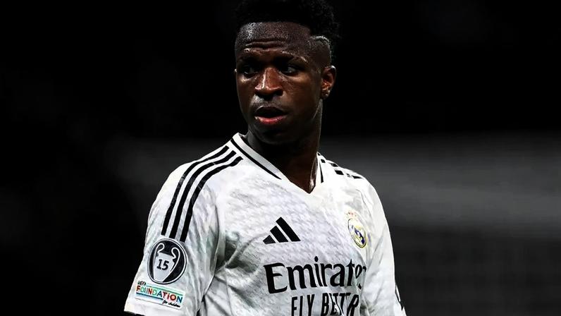 Vinicius Jr em ação pel Real Madrid ( Divulgação/Real Madrid) / Gávea News