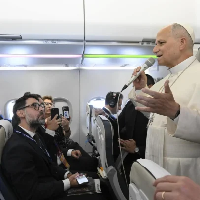 Piloto do avião que levou o Papa revela conversa emocionante na cabine