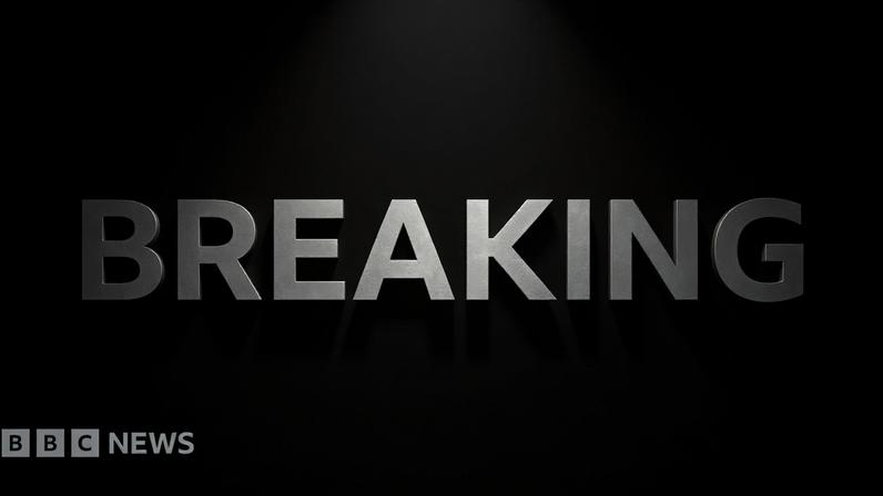 Estreito de Hormuz fecha; Irã acusa EUA e Israel de violar acordo de cessar-fogo