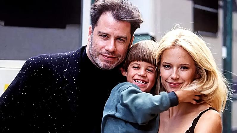 John Travolta emocionou ao falar sobre as perdas da esposa e do filho e revelou como tenta lidar com o luto sem permanecer “na escuridão”