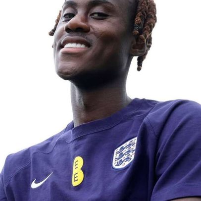 Inglaterra anuncia corte de lateral por lesão antes da estreia na Copa