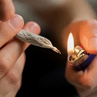 Comitê irlandês recomenda descriminalizar posse para uso próprio de drogas