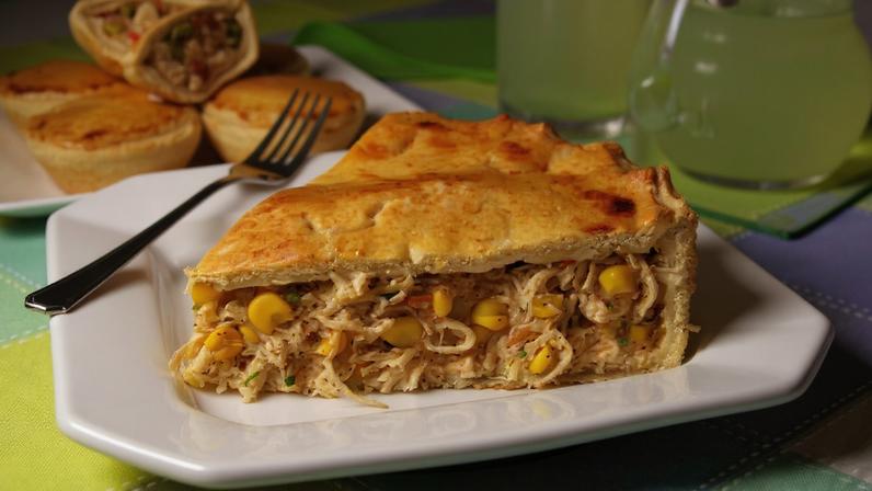 Torta de frango com milho-verde