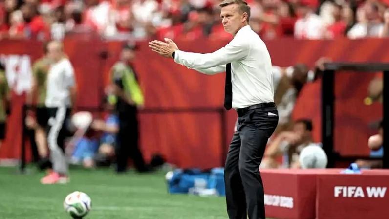 Jesse Marsch, técnico do Canadá, durante a fase de grupos –