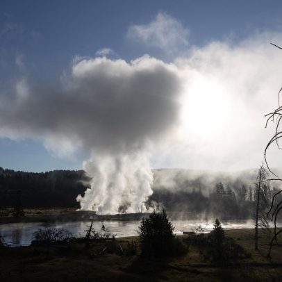 Nova explosão em Biscuit Basin, Yellowstone: o que ocorreu