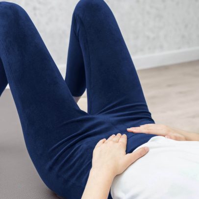 Problemas do assoalho pélvico são comuns, tratáveis com este exercício
