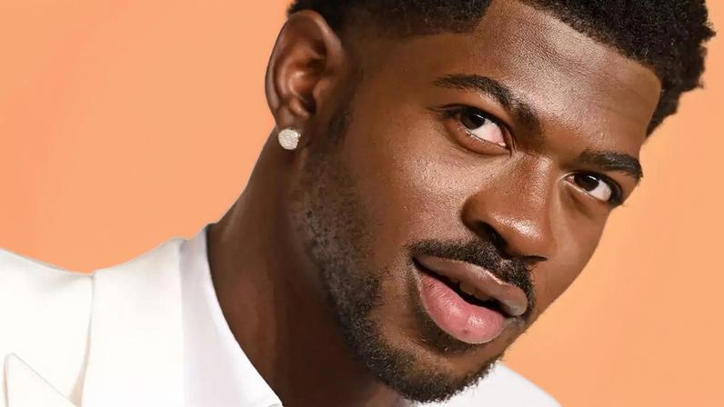 Lil Nas X na festa do Oscar da revista Vanity Fair (Foto: Axelle/Bauer