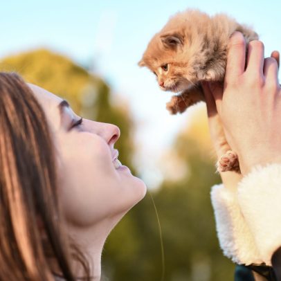 Kittenfishing: tendência tóxica de paquera ganha atenção e explicação