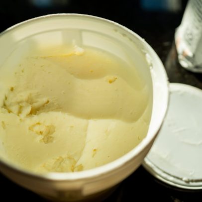 Ingrediente usado para fritar entra em protetor solar