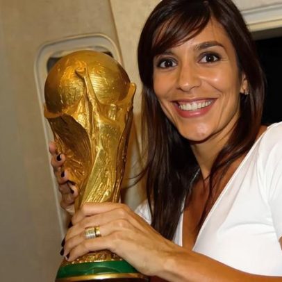 Ivete Sangalo resgata foto rara beijando a taça da Copa e anima torcedores