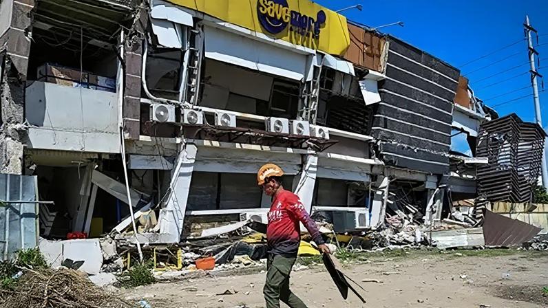 Centenas de réplicas abalam Filipinas; mortes podem aumentar, dizem autoridades