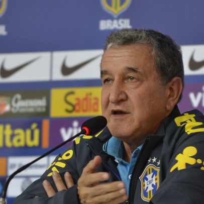 Parreira, técnico do tetra, tem melhora, mas segue na UTI