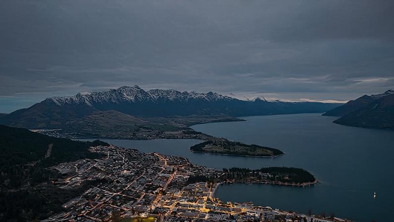Queenstown une beleza do Lago Wakatipu às aventuras da Terra Média