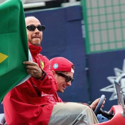 Lewis Hamilton afirma que Seleção Brasileira sempre foi sua favorita