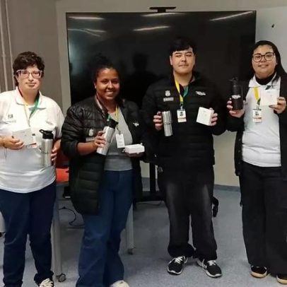 Partiu Futuro Reconstrução reconhece 20 jovens por destaque em reforço escolar