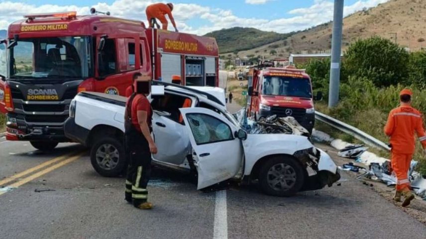 Acidente em Serra Talhada deixou sacerdotes feridos.