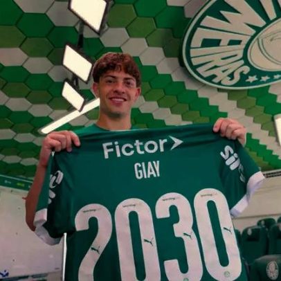 Palmeiras pode perder Giay para o Como, da Itália