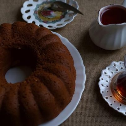 Bolo indiano funcional: macio, aromático e opção mais nutritiva