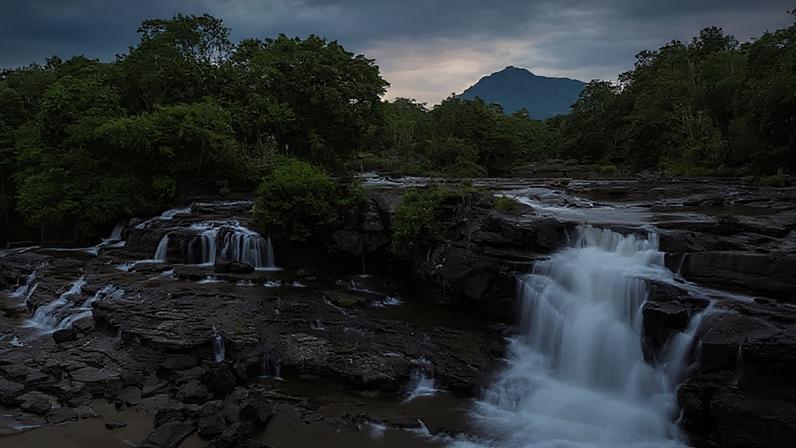 Planato Bolaven atrai turistas com cachoeiras e tradição cafeeira no Laos