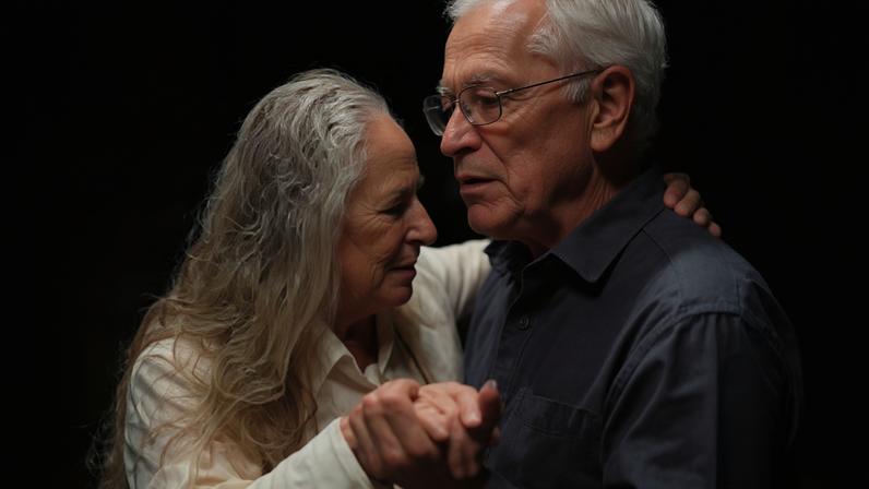 Cantora e sambista se divertiram na comemoração dos seus 80 anos