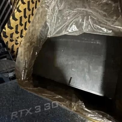 Homem paga US$ 23 por gabinete e encontra CPU de 24 núcleos e RTX 3080 Ti