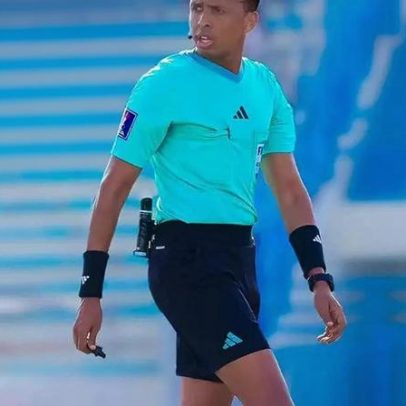 Árbitro barrado pelos EUA na Copa apita a Supertaça Europeia