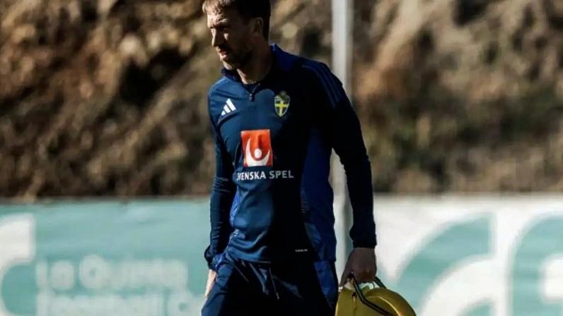 Graham Potter adotou o chapéu na preparação da Suécia para a Copa do Mundo –
