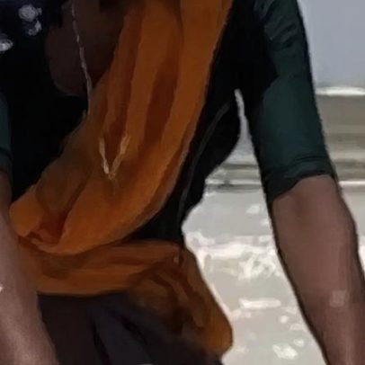Mulheres trabalham em calor de quase 50 graus, dor ao mexer as mãos