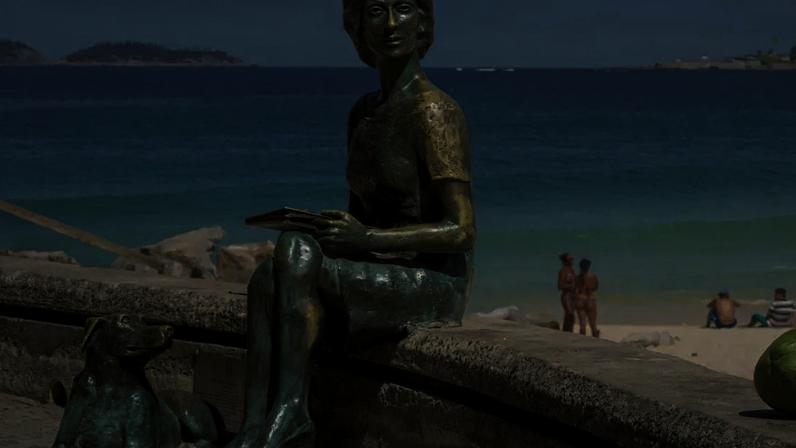 Nas redes sociais, em tatuagens, em bios de perfis e em redações de vestibular, esta frase de Clarice Lispector aparece com frequência