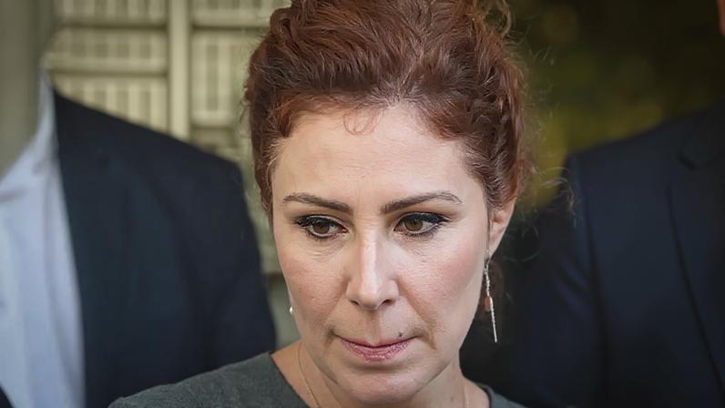 Carla Zambelli fugiu para a Itália após a primeira condenação no STF