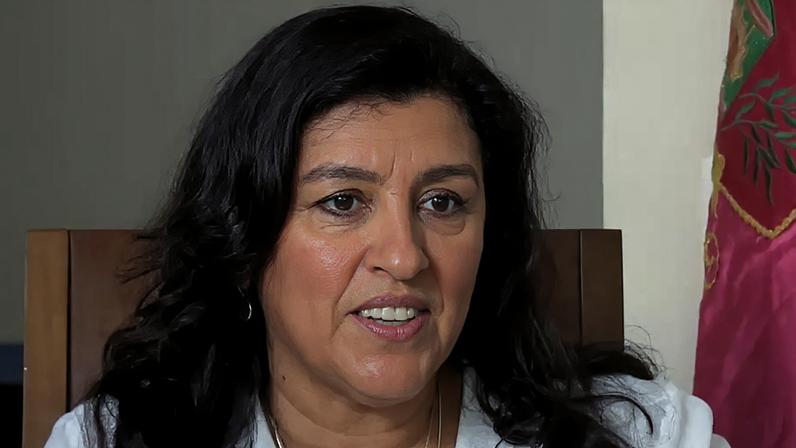Regina Casé volta aos palcos com o espetáculo "Viva! Vida", que estreia no Teatro Sesc Ginástico, no Rio de Janeiro, no dia 5 de junho de 2026. A montagem aborda temas como ciência, filosofia, espiritualidade, ancestralidade e tecnologia, com o objetivo de aproximar o público das questões ambientais por meio de uma linguagem acessível. Segundo Regina, a proposta não é apenas alertar sobre a destruição da natureza, mas despertar o encantamento pela vida na Terra e pela biodiversidade brasileira.