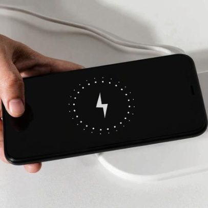 Carregamento por indução: como funciona e quais celulares são compatíveis