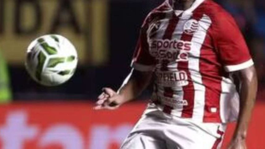 Luiz Felipe está suspenso e não enfrenta o Fortaleza.