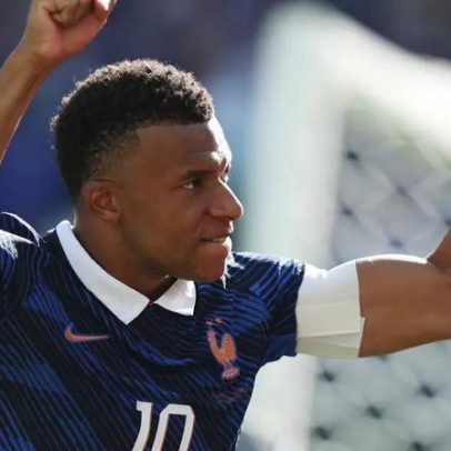 Mbappé diz que precisaria jogar até os 80 anos