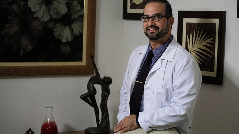 Dr. Alexandre Augusto Gomes