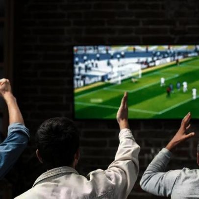 Grito de gol atrasado: por que o streaming transmite o jogo depois da TV