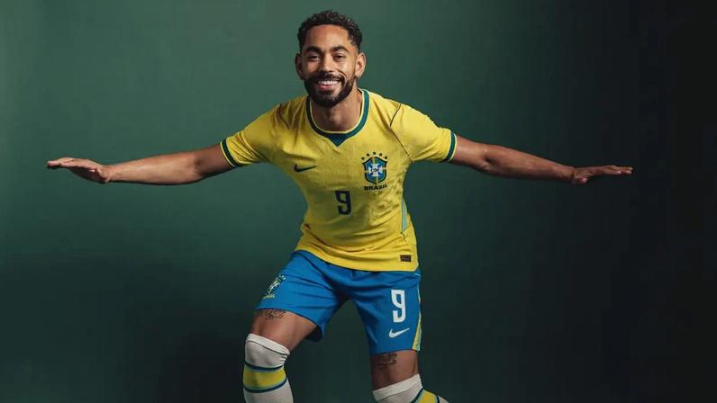 Matheus Cunha faz sua tradicional comemoração