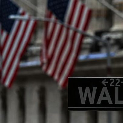 Alta do petróleo pressiona juros e aumenta preocupação com dívida global