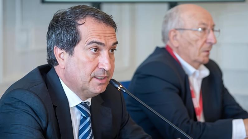 BBVA não planeja grandes reestruturações de emprego devido à IA