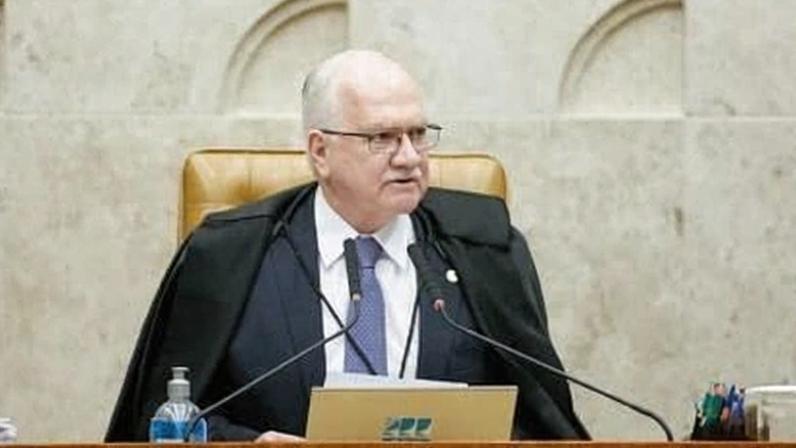 A decisão de adiar o julgamento foi tomada pelo presidente do STF, ministro Edson Fachin