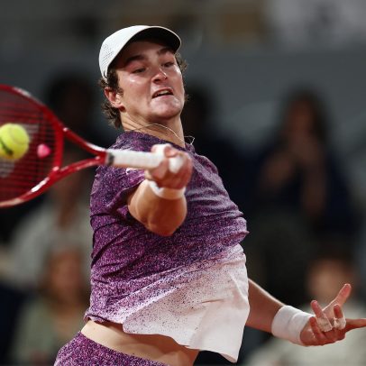 João Fonseca busca vaga inédita na semifinal de Roland Garros